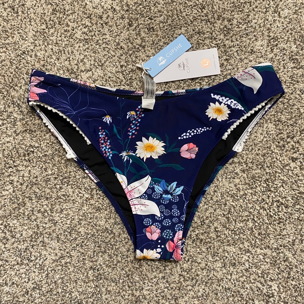NWT Cupshe Floral Bikini Bottoms